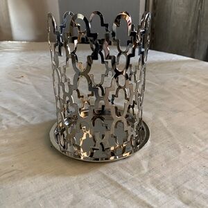 PartyLite Garden Gate pillar candle holder